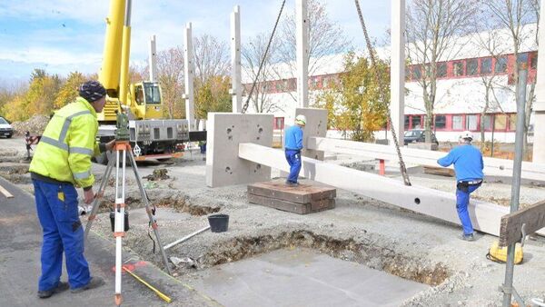 Die Desay SV Automotive Europe GmbH baut in Weimar-Legefeld ein Entwicklungszentrum mit Prototypenlabor. FOTO: MICHAEL BAAR Die Desay SV Automotive Europe GmbH baut in Weimar-Legefeld ein Entwicklungszentrum mit Prototypenlabor. FOTO: MICHAEL BAAR